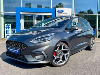 Photo Ford Fiesta 1.5 EcoBoost 200ch Stop&Start ST-Plus 5p Euro6.2