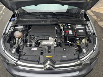 Photo Citroen C4 PureTech 130 EAT8 Plus