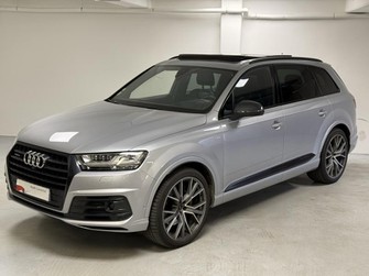 Photo Audi Q7 3.0 V6 TDI 272ch clean diesel Avus Extended quattro Tiptronic 7 places