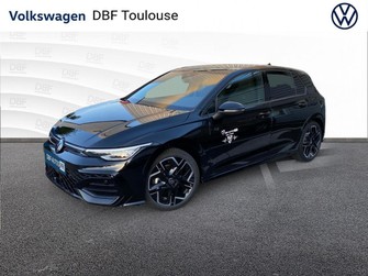 Photo Volkswagen Golf 8 FL 2.0 TDI 150 CH DSG7 R LINE