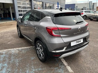 Photo Renault Captur mild hybrid 140 Techno fast track