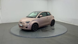 Photo Fiat 500 500e MY22 SERIE 1 STEP 2 Berline e 118 ch La Prima by Bocelli