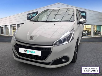 Photo Peugeot 208 PureTech 82ch S&S BVM5 Signature
