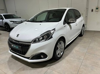 Photo Peugeot 208 1.2 PureTech 82ch E6.c Signature 5p