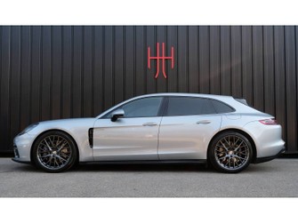Photo Porsche Panamera 4 V6 3.0 462 PDK Hybrid Sport Turismo