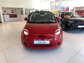 Photo Fiat 500 III 500C e 95 ch (RED) 2p