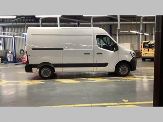 Photo Renault Master E-TECH ELECTRIQUE FOURGON FGN L2H2 F3100 R75 - 19 ACHAT INTEGRAL CONFORT
