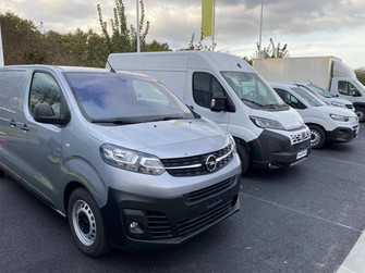 Photo Opel Vivaro FOURGON V FGN TAILLE M BLUEHDI 120 S&amp;S BVM6 4p