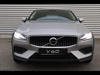 Photo Volvo V60 Cross Country B4 197ch AWD Cross Country Pro Geartronic 8