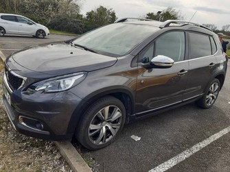 Photo Peugeot 2008 BlueHDi 100ch BVM6 Crossway