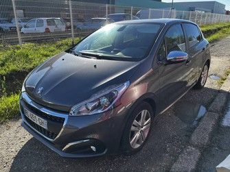 Photo Peugeot 208 PureTech 82ch S&S BVM5 6.2 Evap Signature