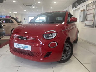 Photo Fiat 500 III 3+1 e 95 ch Nouvelle 4p