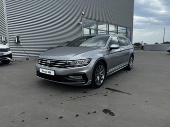 Photo Volkswagen Passat SW 2.0 TDI EVO SCR 150 DSG7 R-Line