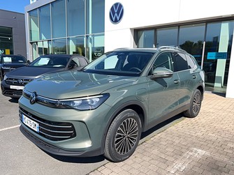 Photo Volkswagen Tiguan Tiguan 1.5 eHybrid 204ch DSG6