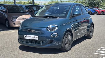 Photo Fiat 500 500e MY22 SERIE 1 STEP 2 Berline e 118 ch Icône