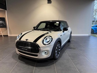 Photo Mini Cooper MINI F56 LCI Hatch 3 Portes Cooper 136 ch 