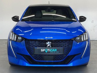Photo Peugeot 208 e-208 136ch GT Line