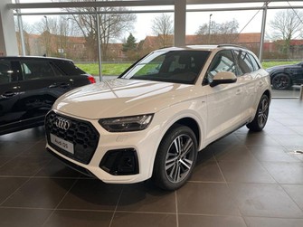 Photo Audi Q5 55 TFSI e 367ch S line quattro S tronic 7