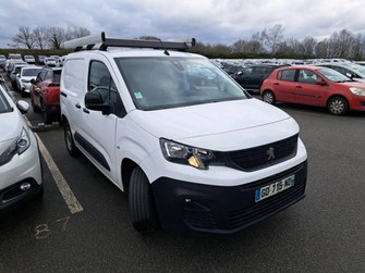 Photo Peugeot Partner FGN FOURGON STANDARD 650 KG BLUEHDI 100 S&S BVM5 ASPHALT