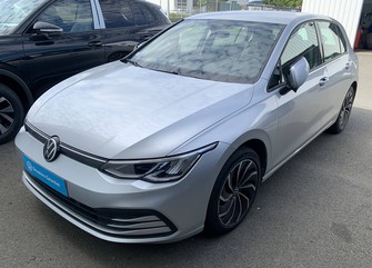 Photo Volkswagen Golf Golf 1.5 eTSI OPF 150 DSG7