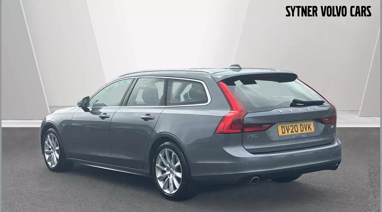 Volvo V90 2.0 T4 Momentum Plus 5dr Geartronic