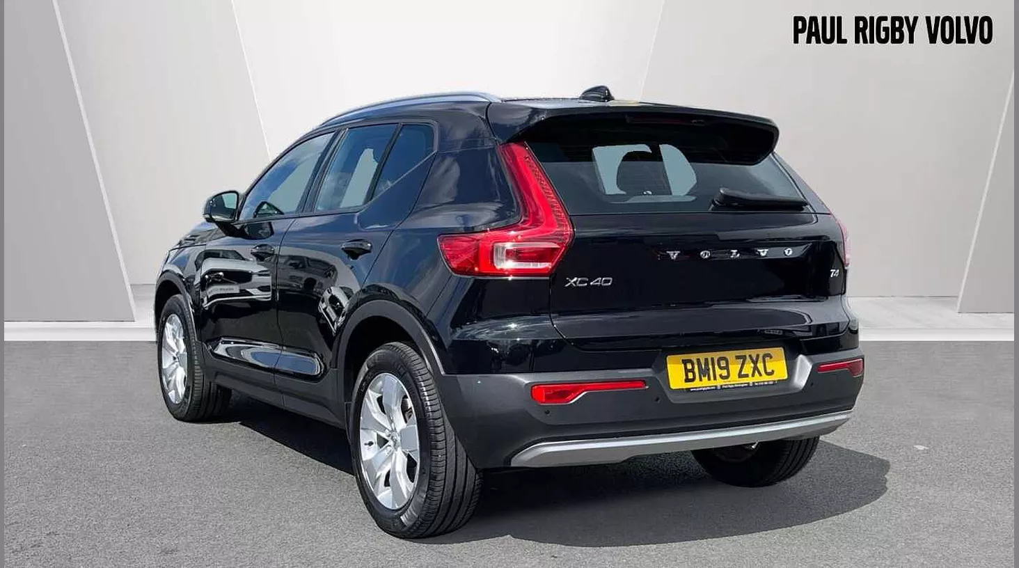 Volvo XC40 2.0 T4 Momentum Pro 5dr Geartronic