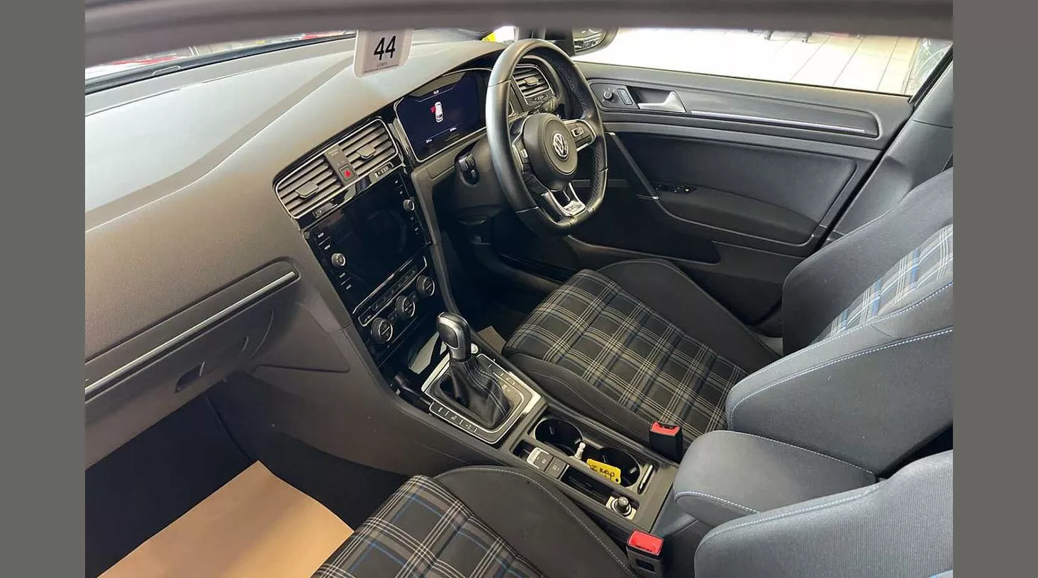 Volkswagen Golf GTE 1.4 TSI GTE Advance 5dr DSG