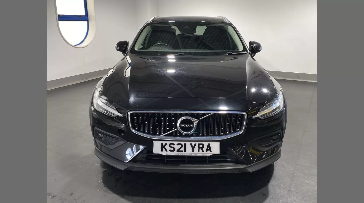 Volvo V60 Cross Country 2.0 B4D Cross Country 5dr AWD Auto