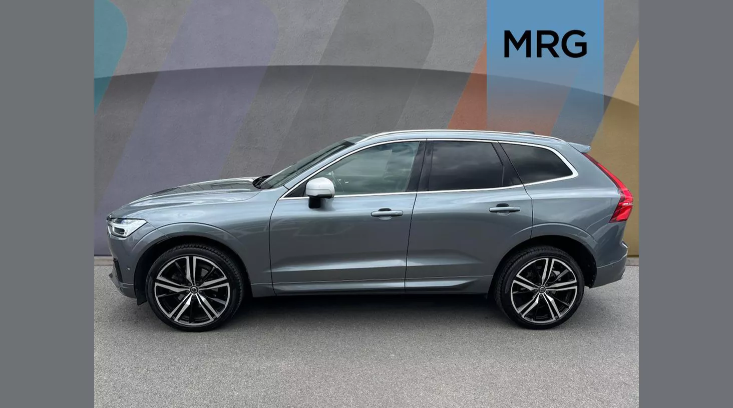 Volvo XC60 2.0 D4 R DESIGN Pro 5dr AWD Geartronic