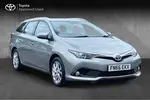 2016 Toyota Auris