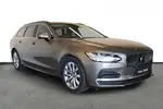 2022 Volvo V90