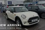 2017 MINI Hatchback