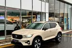 2025 Volvo XC40