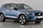 2025 Volvo XC40
