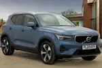 2025 Volvo XC40